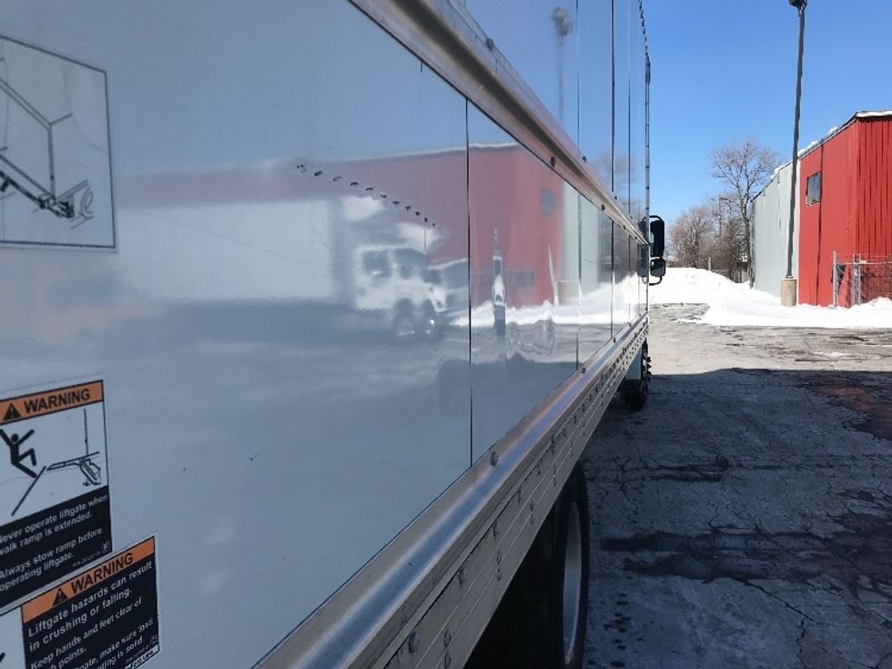 Medium Duty Box Truck-Light and Medium Duty Trucks-Freightliner-2020-M2-Mississauga-ON-485,077\n\t\tkm-$ 43,500 - Image 24