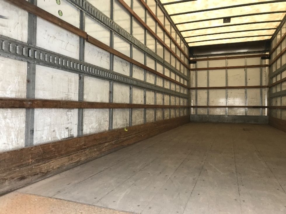 Medium Duty Box Truck-Light and Medium Duty Trucks-Freightliner-2020-M2-Mississauga-ON-485,077\n\t\tkm-$ 43,500 - Image 8