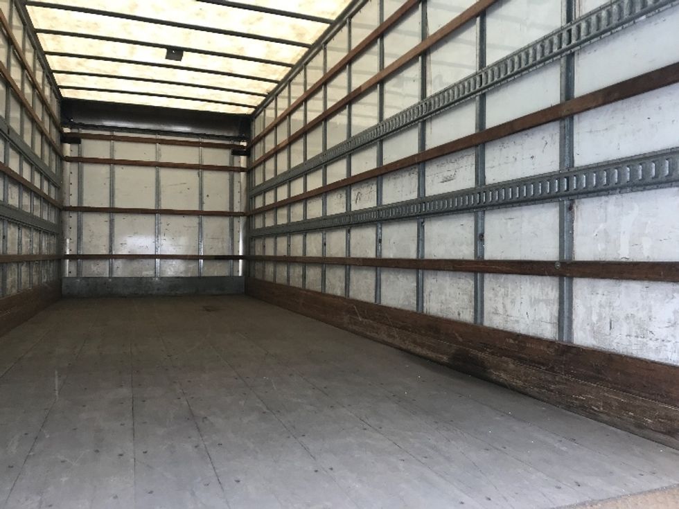 Medium Duty Box Truck-Light and Medium Duty Trucks-Freightliner-2020-M2-Mississauga-ON-485,077\n\t\tkm-$ 43,500 - Image 9