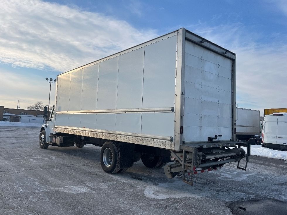 Medium Duty Box Truck-Light and Medium Duty Trucks-Freightliner-2020-M2-Mississauga-ON-518,936\n\t\tkm-$ 37,500 - Image 6
