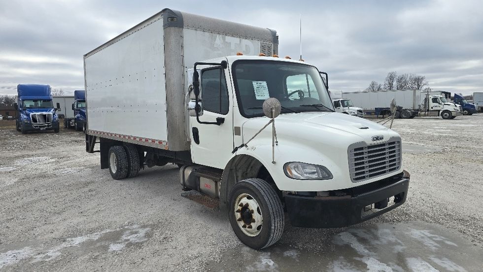 Medium Duty Box Truck-Light and Medium Duty Trucks-Freightliner-2020-M2-Moberly-MO-384,185\n\t\tmiles-$ 22,250 - Image 1