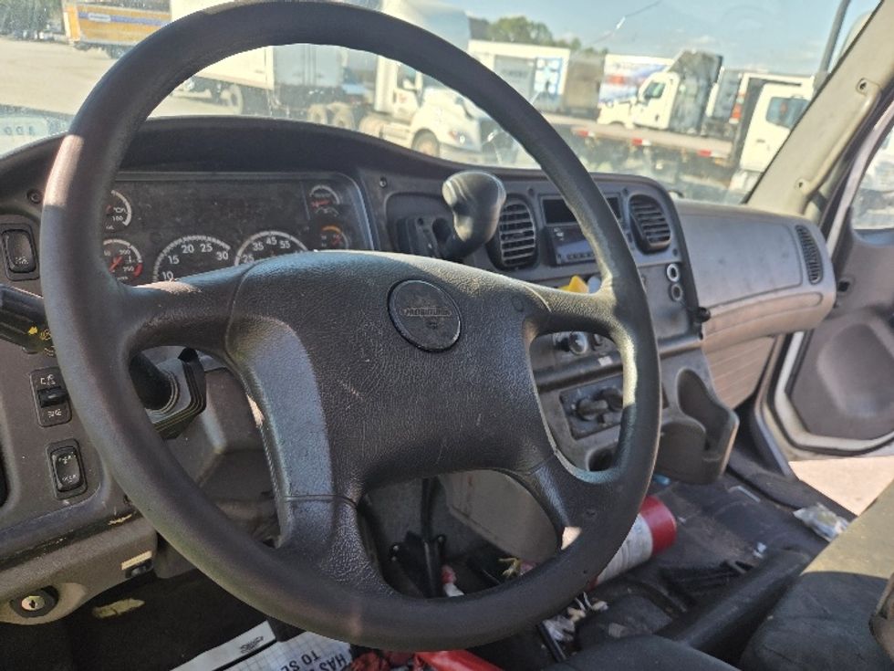 Medium Duty Box Truck-Light and Medium Duty Trucks-Freightliner-2020-M2-Mobile-AL-197,720\n\t\tmiles-$ 15,000 - Image 18