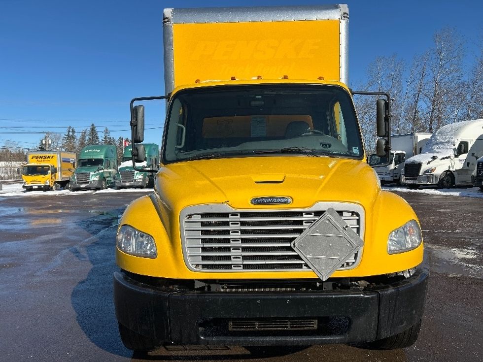 Medium Duty Box Truck-Light and Medium Duty Trucks-Freightliner-2020-M2-Moncton-NB-211,250\n\t\tkm-$ 73,500 - Image 2