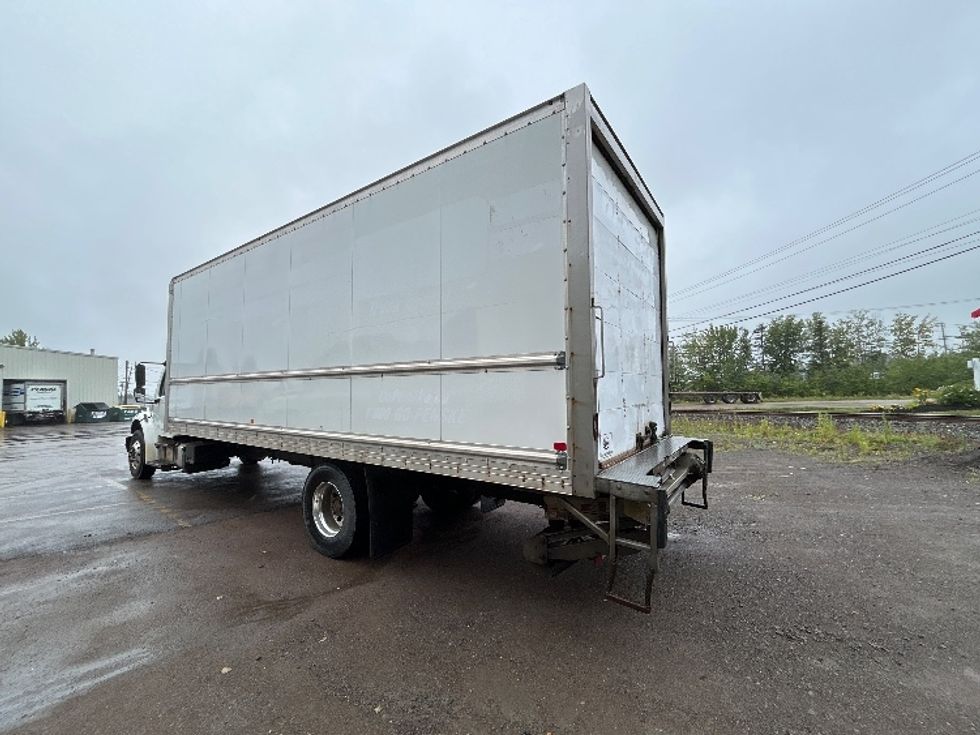 Medium Duty Box Truck-Light and Medium Duty Trucks-Freightliner-2020-M2-Moncton-NB-302,344\n\t\tkm-$ 62,250 - Image 6