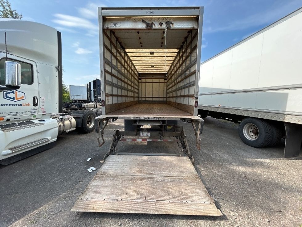 Medium Duty Box Truck-Light and Medium Duty Trucks-Freightliner-2020-M2-Moncton-NB-302,344\n\t\tkm-$ 62,250 - Image 9