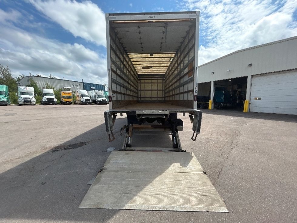 Medium Duty Box Truck-Light and Medium Duty Trucks-Freightliner-2020-M2-Moncton-NB-322,830\n\t\tkm-$ 59,750 - Image 9