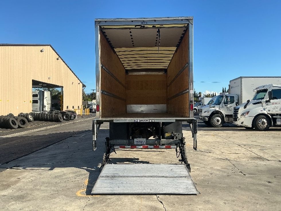 Medium Duty Box Truck-Light and Medium Duty Trucks-Freightliner-2020-M2-Montebello-CA-75,210\n\t\tmiles-$ 71,250 - Image 9