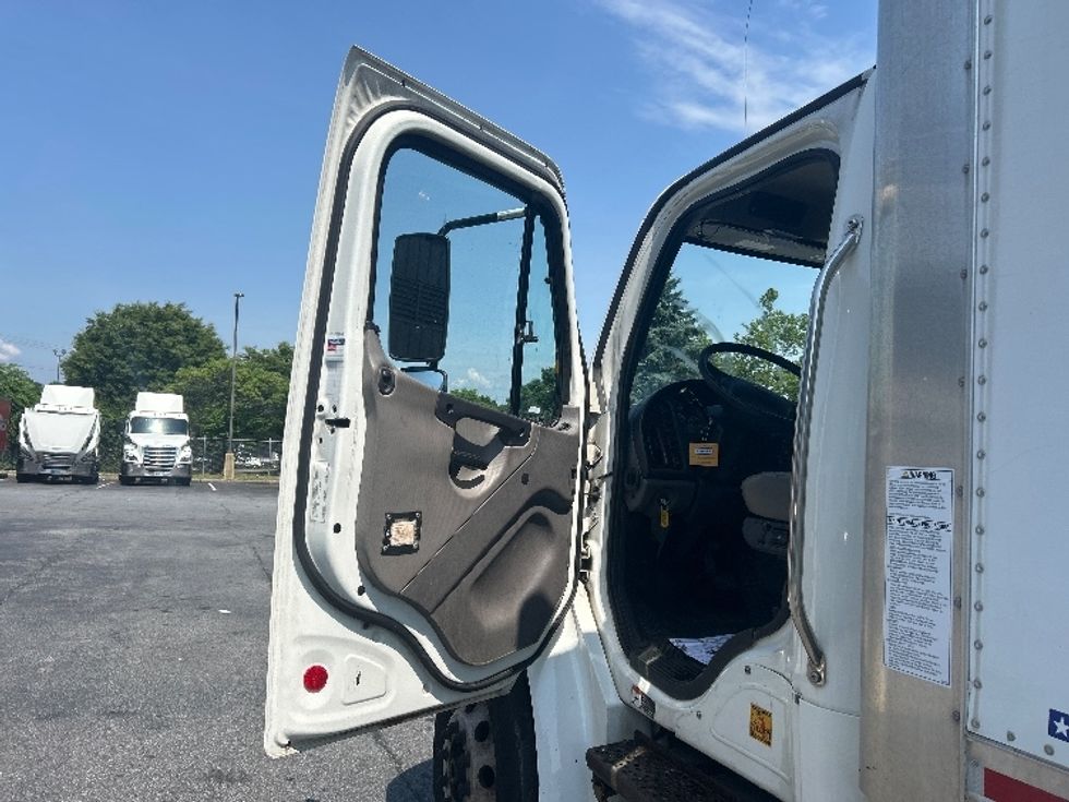 Medium Duty Box Truck-Light and Medium Duty Trucks-Freightliner-2020-M2-Montgomery-NY-276,950\n\t\tmiles-$ 25,500 - Image 16