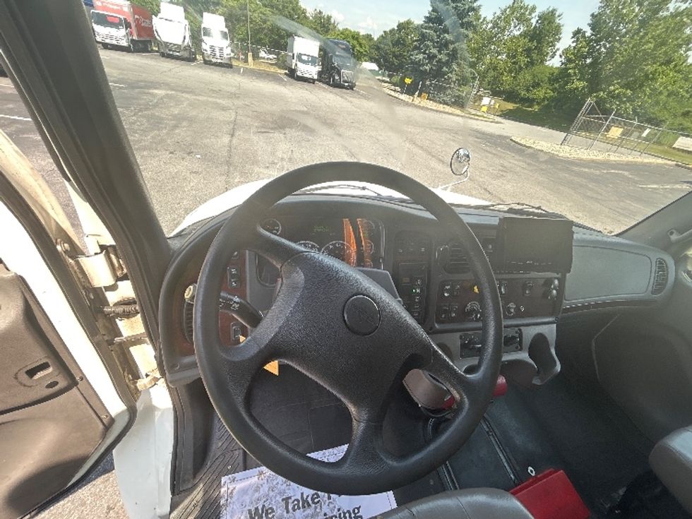 Medium Duty Box Truck-Light and Medium Duty Trucks-Freightliner-2020-M2-Montgomery-NY-276,950\n\t\tmiles-$ 25,500 - Image 17