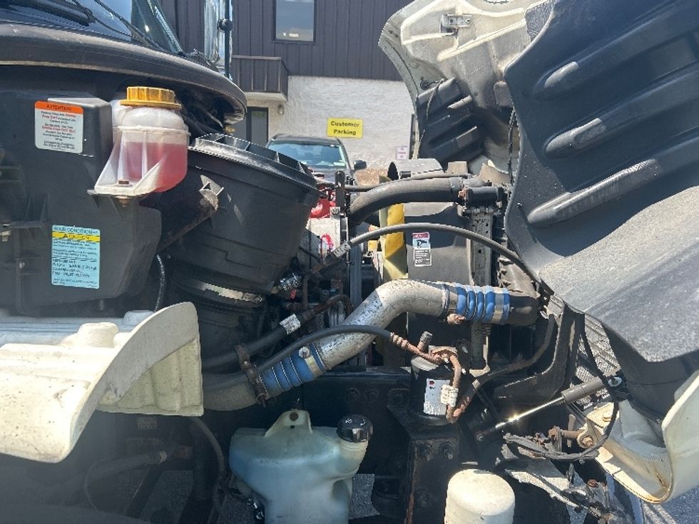 Medium Duty Box Truck-Light and Medium Duty Trucks-Freightliner-2020-M2-Montgomery-NY-276,950\n\t\tmiles-$ 25,500 - Image 23