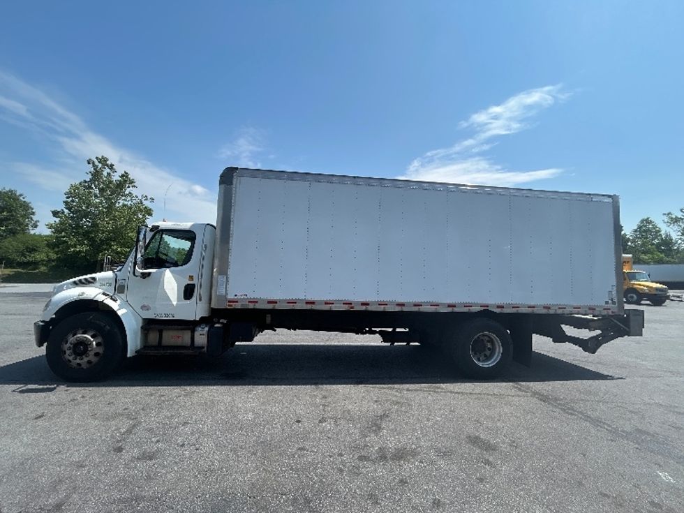 Medium Duty Box Truck-Light and Medium Duty Trucks-Freightliner-2020-M2-Montgomery-NY-276,950\n\t\tmiles-$ 25,500 - Image 4