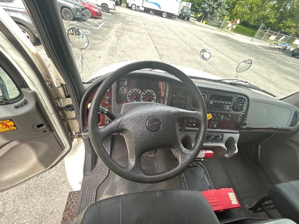 Medium Duty Box Truck-Light and Medium Duty Trucks-Freightliner-2020-M2-Montgomery-NY-290,365\n\t\tmiles-$ 22,750 - Image 18