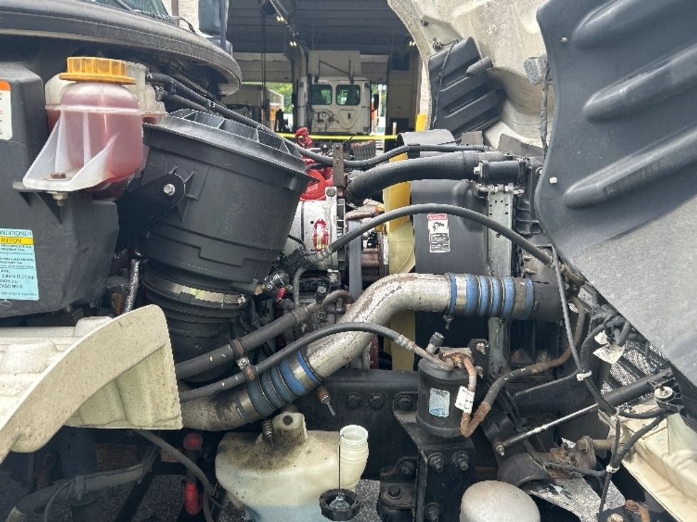 Medium Duty Box Truck-Light and Medium Duty Trucks-Freightliner-2020-M2-Montgomery-NY-290,365\n\t\tmiles-$ 22,750 - Image 23