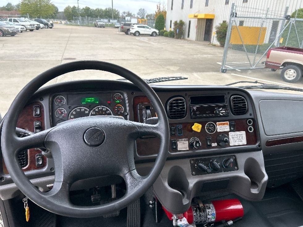 Medium Duty Box Truck-Light and Medium Duty Trucks-Freightliner-2020-M2-Mount Juliet-TN-233,066\n\t\tmiles-$ 54,250 - Image 18