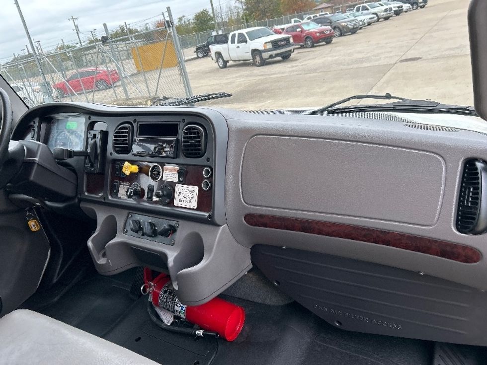 Medium Duty Box Truck-Light and Medium Duty Trucks-Freightliner-2020-M2-Mount Juliet-TN-233,066\n\t\tmiles-$ 54,250 - Image 21