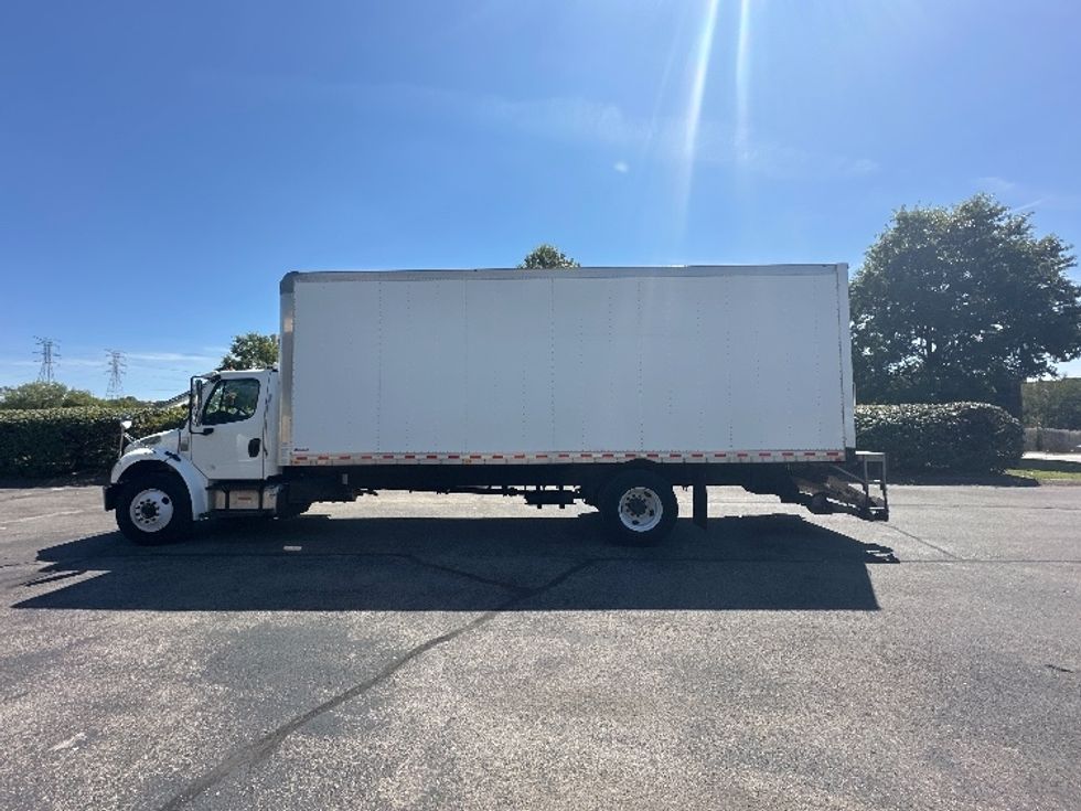 Medium Duty Box Truck-Light and Medium Duty Trucks-Freightliner-2020-M2-Nashville (Mount Juliet)-TN-284,581\n\t\tmiles-$ 32,250 - Image 4