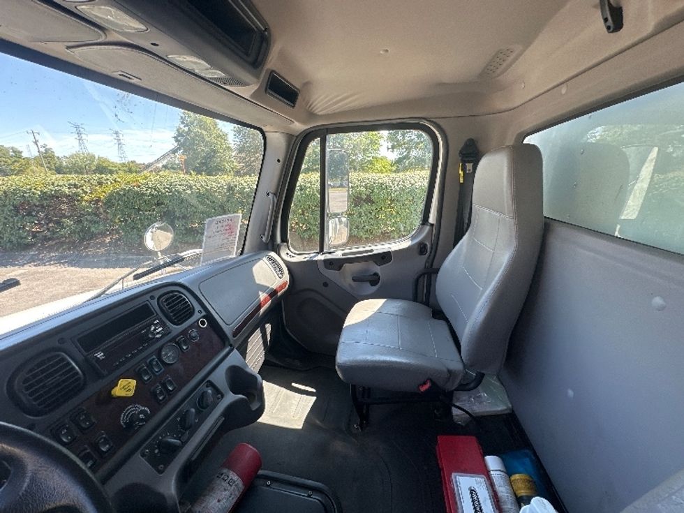 Medium Duty Box Truck-Light and Medium Duty Trucks-Freightliner-2020-M2-Nashville (Mount Juliet)-TN-284,581\n\t\tmiles-$ 32,250 - Image 19