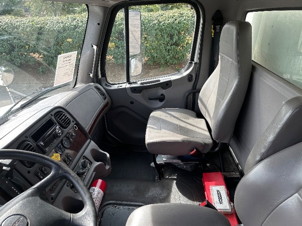 Medium Duty Box Truck-Light and Medium Duty Trucks-Freightliner-2020-M2-Nashville (Mount Juliet)-TN-289,766\n\t\tmiles-$ 29,500 - Image 19