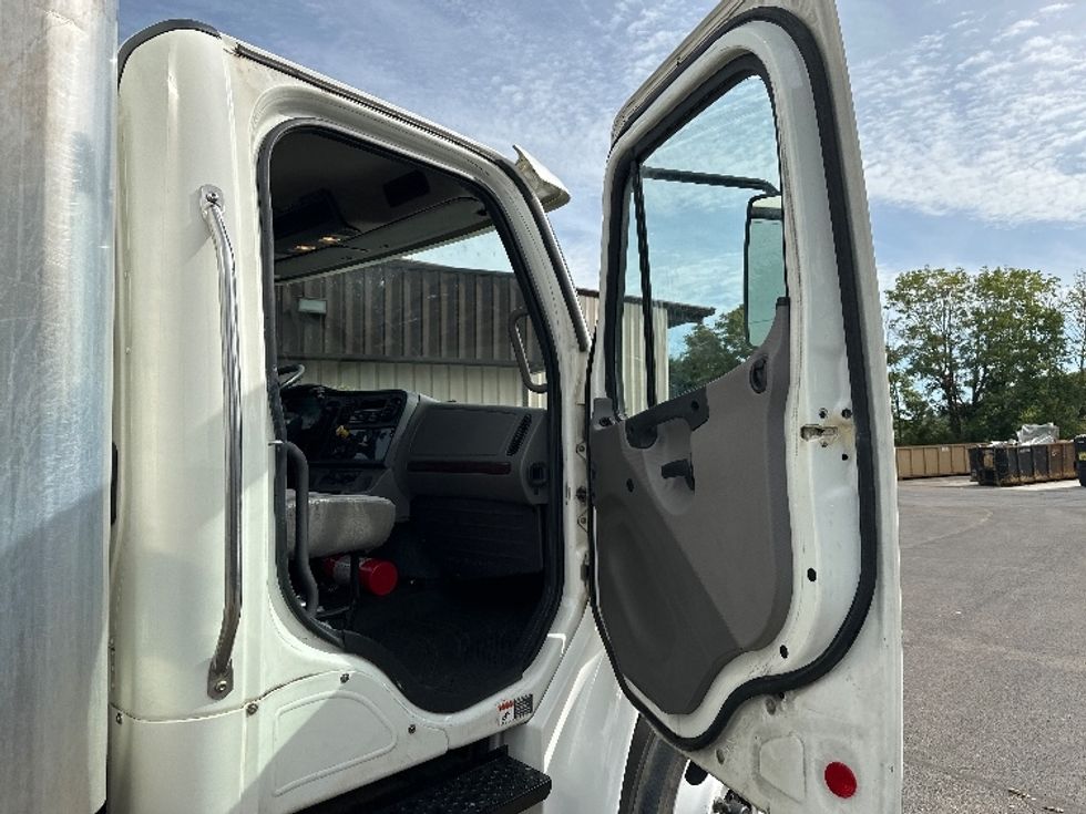 Medium Duty Box Truck-Light and Medium Duty Trucks-Freightliner-2020-M2-Nashville (Mount Juliet)-TN-289,766\n\t\tmiles-$ 29,500 - Image 20