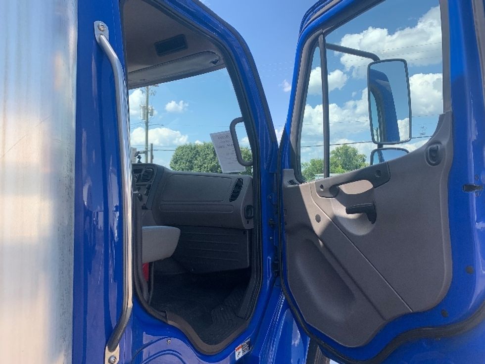 Medium Duty Box Truck-Light and Medium Duty Trucks-Freightliner-2020-M2-Nashville (Mount Juliet)-TN-432,017\n\t\tmiles-$ 22,500 - Image 19