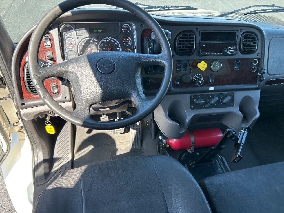 Medium Duty Box Truck-Light and Medium Duty Trucks-Freightliner-2020-M2-Nashville (Mount Juliet)-TN-68,024\n\t\tmiles-$ 61,250 - Image 17