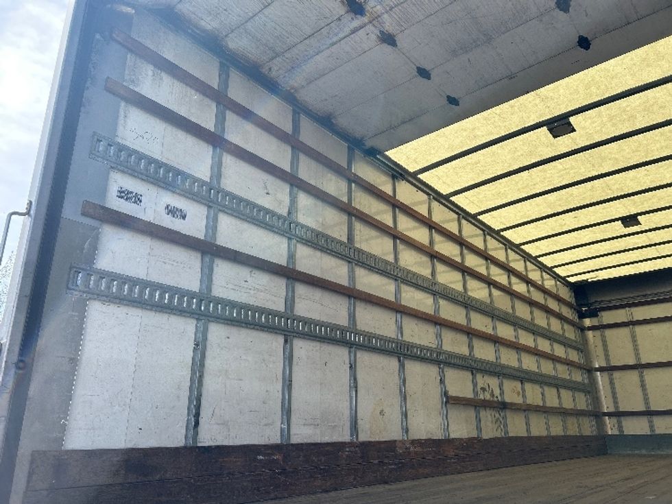 Medium Duty Box Truck-Light and Medium Duty Trucks-Freightliner-2020-M2-New Bedford-MA-180,132\n\t\tmiles-$ 45,250 - Image 11
