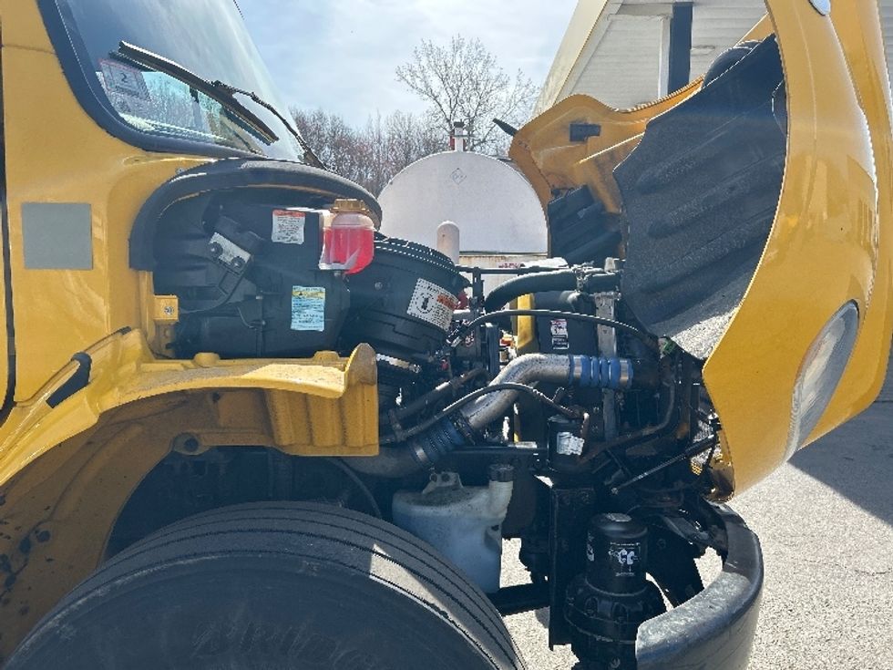 Medium Duty Box Truck-Light and Medium Duty Trucks-Freightliner-2020-M2-New Bedford-MA-180,132\n\t\tmiles-$ 45,250 - Image 23