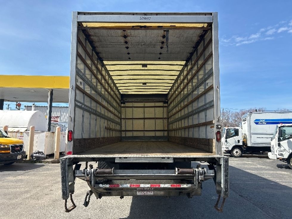 Medium Duty Box Truck-Light and Medium Duty Trucks-Freightliner-2020-M2-New Bedford-MA-180,132\n\t\tmiles-$ 45,250 - Image 8