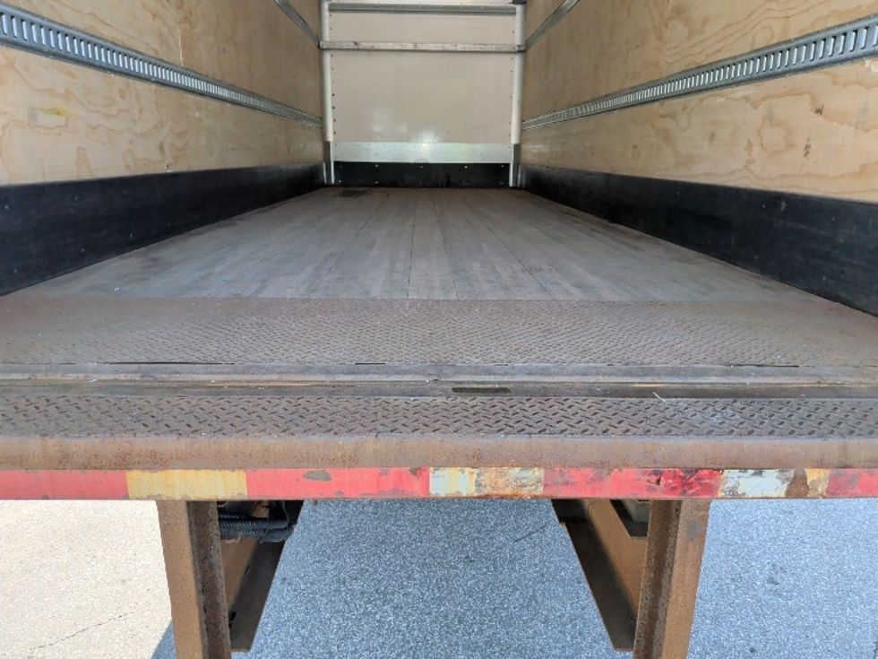 Medium Duty Box Truck-Light and Medium Duty Trucks-Freightliner-2020-M2-New Bedford-MA-258,513\n\t\tmiles-$ 41,250 - Image 10