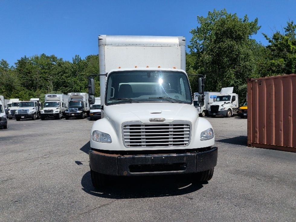Medium Duty Box Truck-Light and Medium Duty Trucks-Freightliner-2020-M2-New Bedford-MA-258,513\n\t\tmiles-$ 41,250 - Image 2