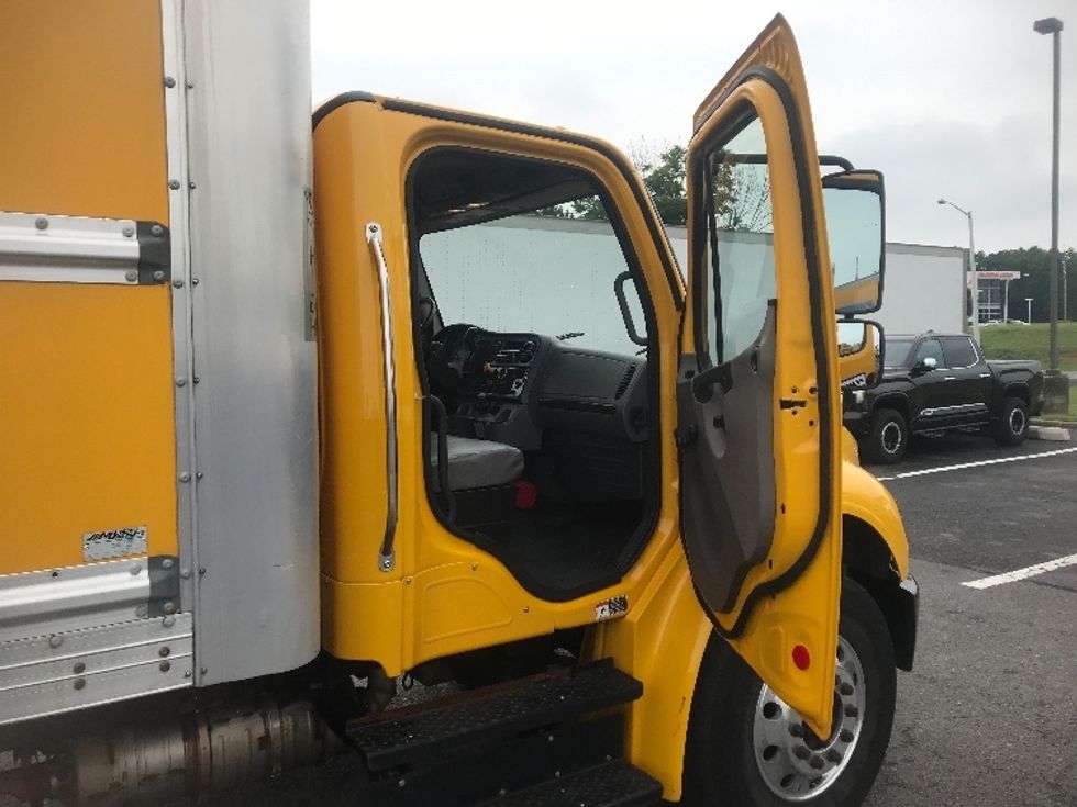 Medium Duty Box Truck-Light and Medium Duty Trucks-Freightliner-2020-M2-New Castle-DE-144,951\n\t\tmiles-$ 55,250 - Image 20