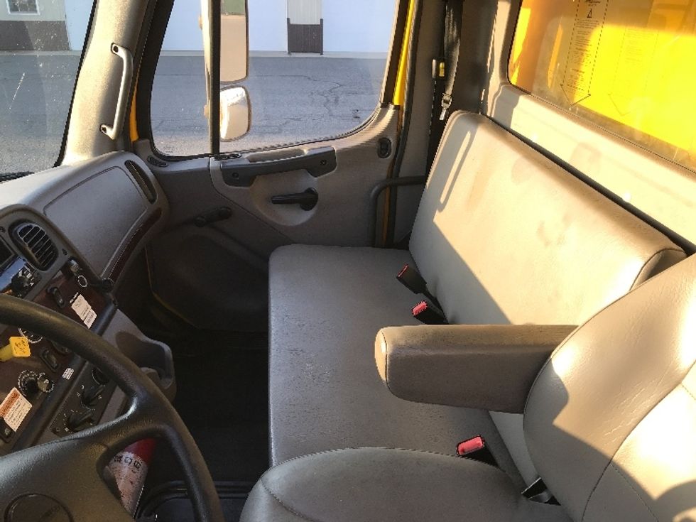 Medium Duty Box Truck-Light and Medium Duty Trucks-Freightliner-2020-M2-New Castle-DE-224,651\n\t\tmiles-$ 41,750 - Image 19