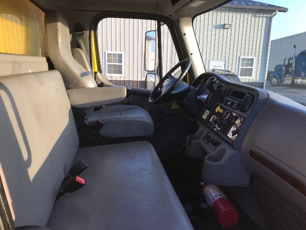 Medium Duty Box Truck-Light and Medium Duty Trucks-Freightliner-2020-M2-New Castle-DE-224,651\n\t\tmiles-$ 41,750 - Image 22