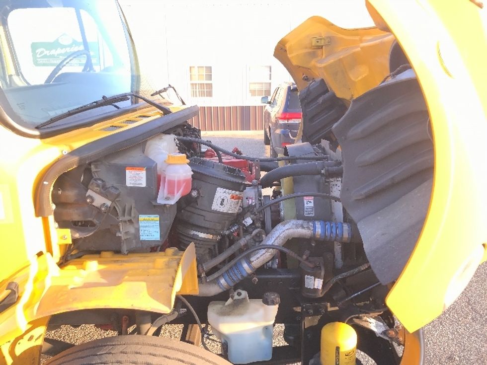 Medium Duty Box Truck-Light and Medium Duty Trucks-Freightliner-2020-M2-New Castle-DE-224,651\n\t\tmiles-$ 41,750 - Image 23