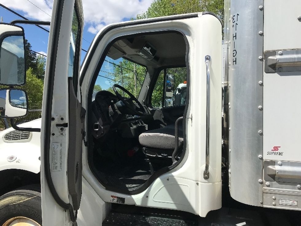 Medium Duty Box Truck-Light and Medium Duty Trucks-Freightliner-2020-M2-Newport News-VA-135,971\n\t\tmiles-$ 60,750 - Image 16