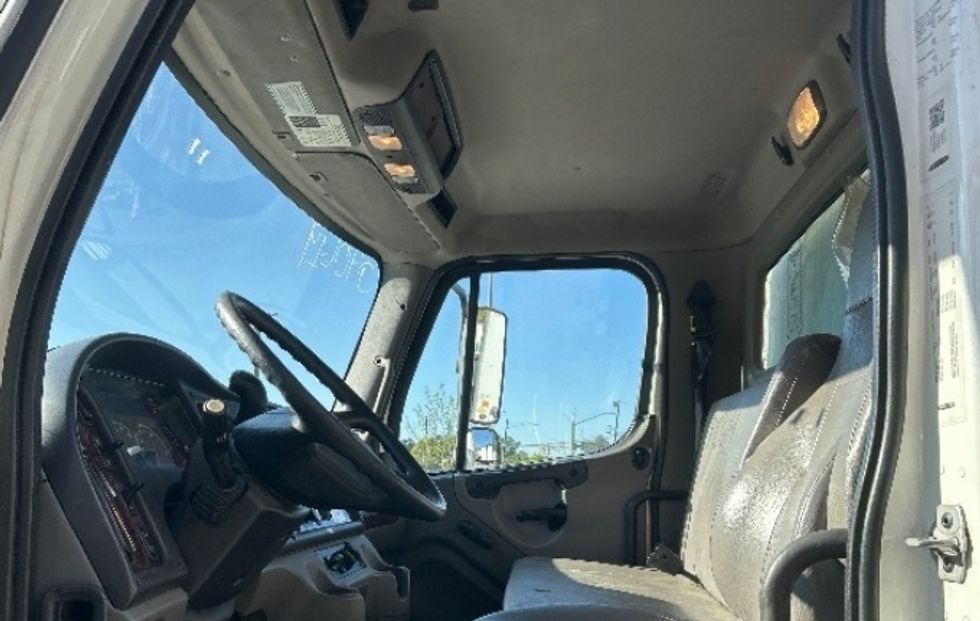 Medium Duty Box Truck-Light and Medium Duty Trucks-Freightliner-2020-M2-Newport News-VA-135,971\n\t\tmiles-$ 60,750 - Image 19