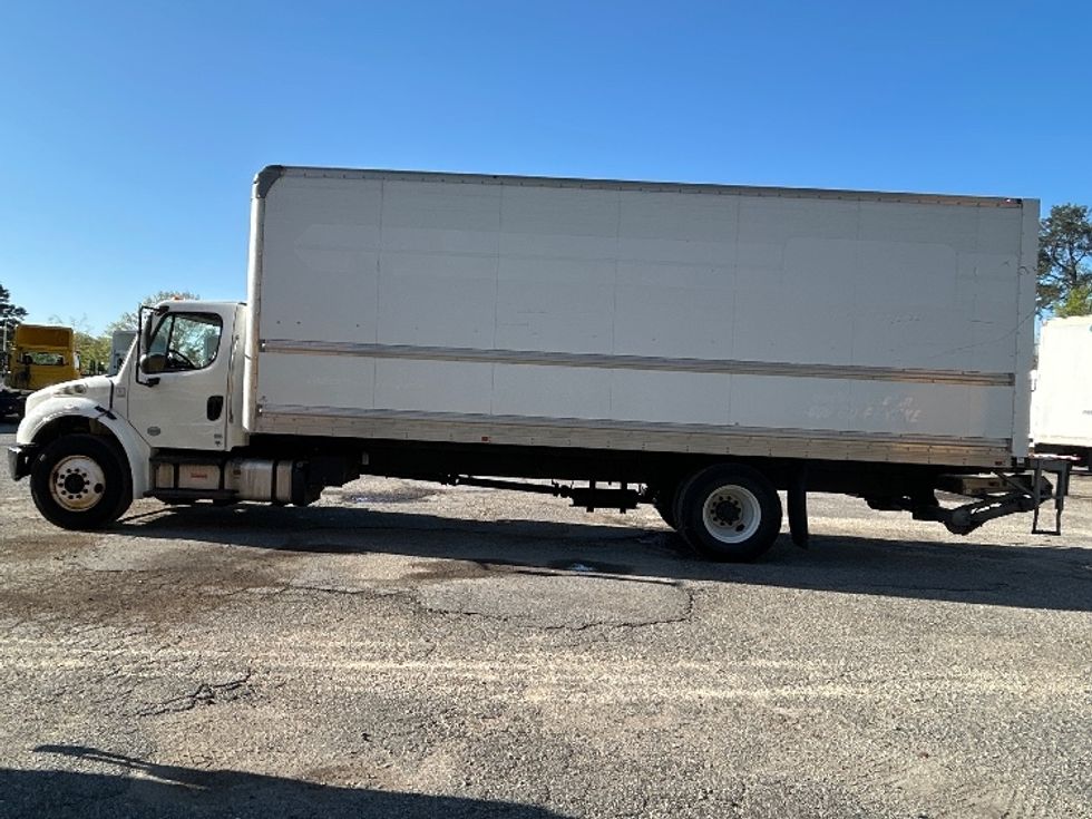 Medium Duty Box Truck-Light and Medium Duty Trucks-Freightliner-2020-M2-Newport News-VA-135,971\n\t\tmiles-$ 60,750 - Image 4