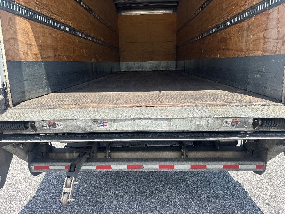 Medium Duty Box Truck-Light and Medium Duty Trucks-Freightliner-2020-M2-Norcross-GA-205,941\n\t\tmiles-$ 60,500 - Image 10