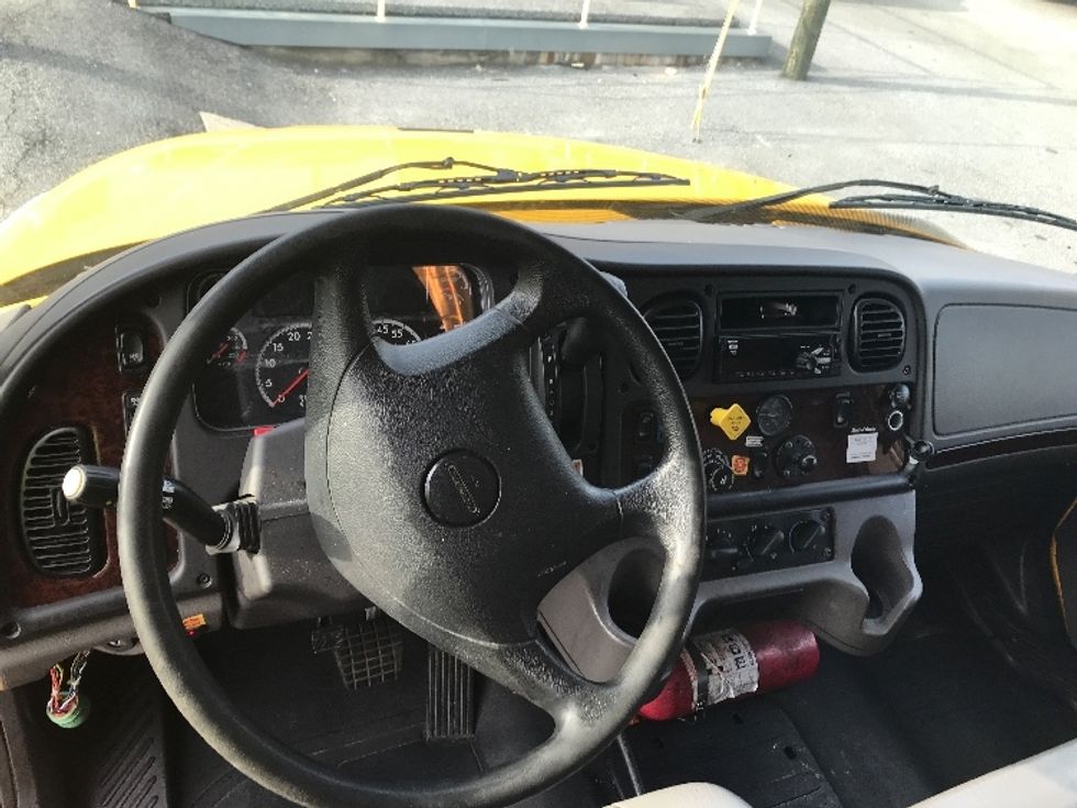 Medium Duty Box Truck-Light and Medium Duty Trucks-Freightliner-2020-M2-Norcross-GA-212,668\n\t\tmiles-$ 47,750 - Image 18