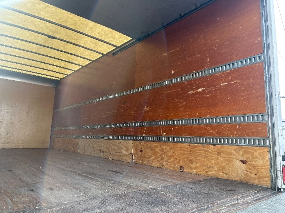 Medium Duty Box Truck-Light and Medium Duty Trucks-Freightliner-2020-M2-Norcross-GA-98,585\n\t\tmiles-$ 70,500 - Image 12