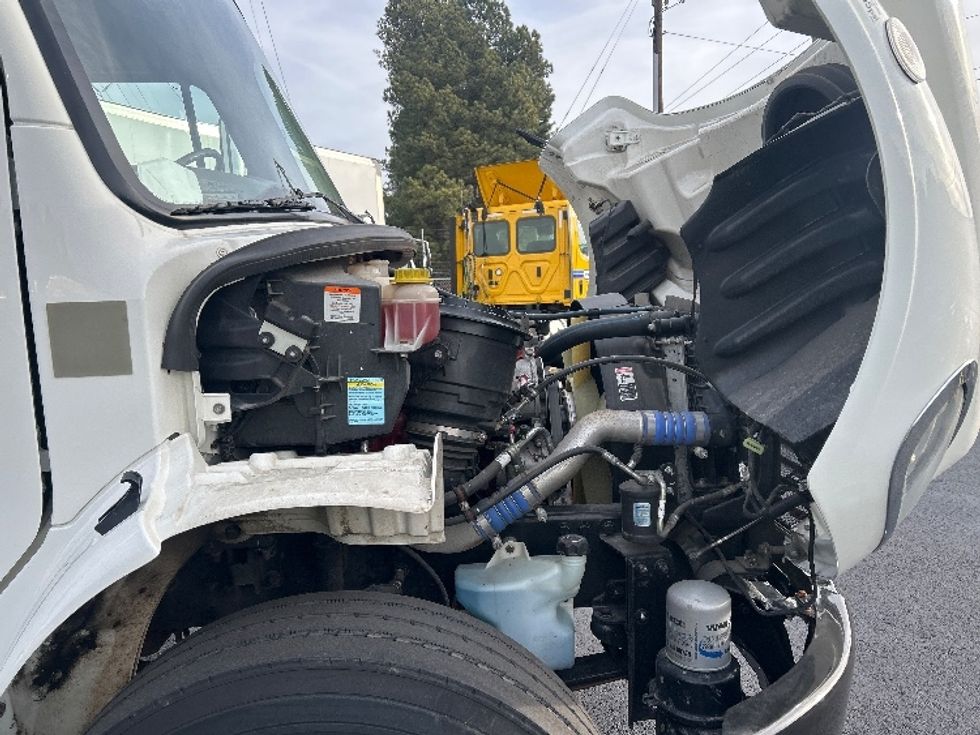 Medium Duty Box Truck-Light and Medium Duty Trucks-Freightliner-2020-M2-Norcross-GA-98,585\n\t\tmiles-$ 70,500 - Image 23