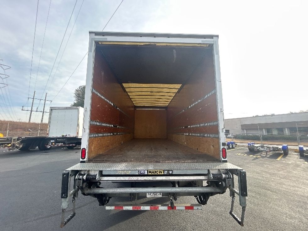 Medium Duty Box Truck-Light and Medium Duty Trucks-Freightliner-2020-M2-Norcross-GA-98,585\n\t\tmiles-$ 70,500 - Image 8