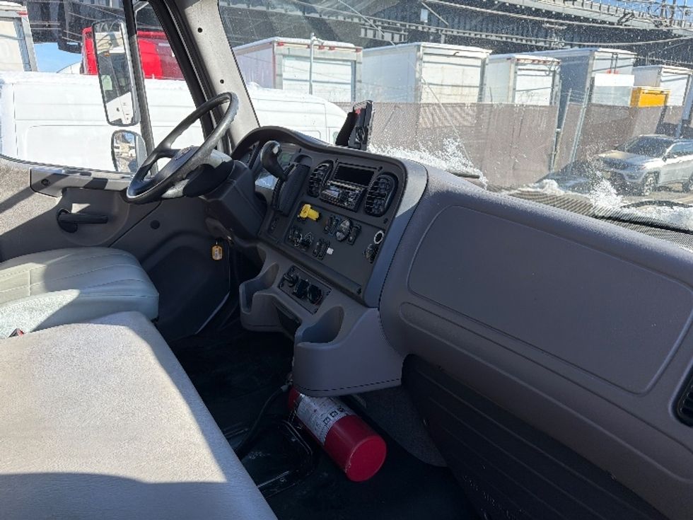 Medium Duty Box Truck-Light and Medium Duty Trucks-Freightliner-2020-M2-North Bergen-NJ-252,075\n\t\tmiles-$ 38,750 - Image 22