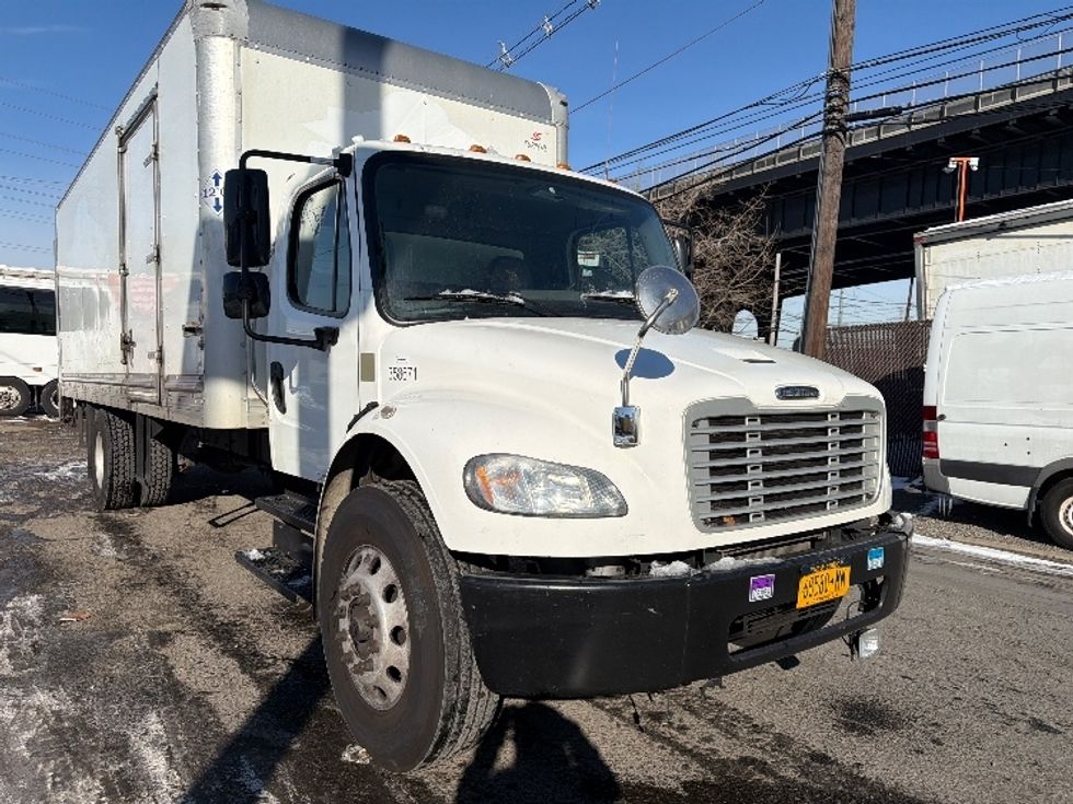 Medium Duty Box Truck-Light and Medium Duty Trucks-Freightliner-2020-M2-North Bergen-NJ-252,075\n\t\tmiles-$ 38,750 - Image 26