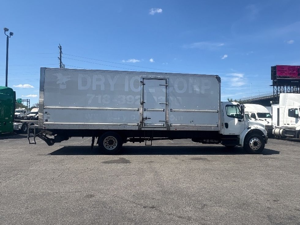 Medium Duty Box Truck-Light and Medium Duty Trucks-Freightliner-2020-M2-North Bergen-NJ-69,708\n\t\tmiles-$ 72,000 - Image 15