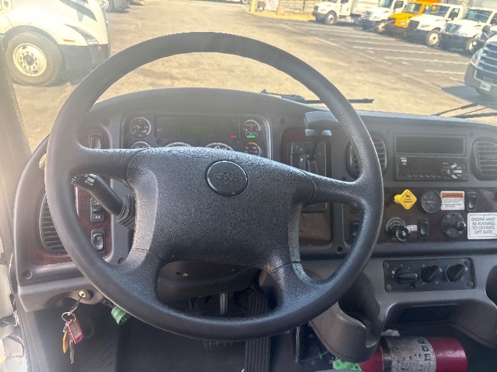 Medium Duty Box Truck-Light and Medium Duty Trucks-Freightliner-2020-M2-North Bergen-NJ-69,708\n\t\tmiles-$ 72,000 - Image 17