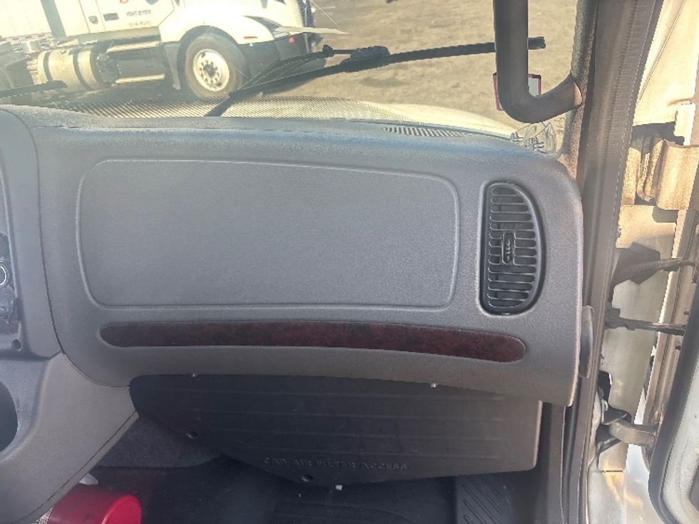 Medium Duty Box Truck-Light and Medium Duty Trucks-Freightliner-2020-M2-North Bergen-NJ-69,708\n\t\tmiles-$ 72,000 - Image 21