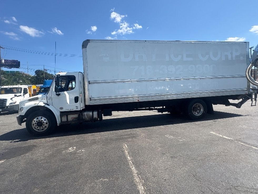 Medium Duty Box Truck-Light and Medium Duty Trucks-Freightliner-2020-M2-North Bergen-NJ-69,708\n\t\tmiles-$ 72,000 - Image 4
