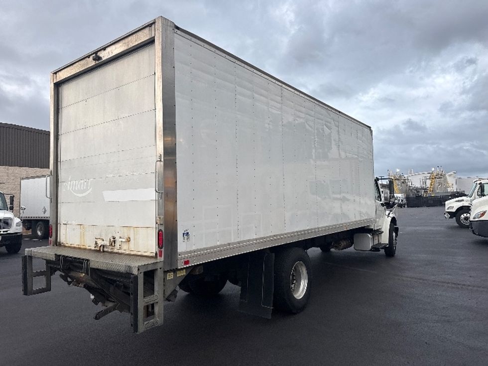 Medium Duty Box Truck-Light and Medium Duty Trucks-Freightliner-2020-M2-Norton-MA-205,519\n\t\tmiles-$ 44,250 - Image 13