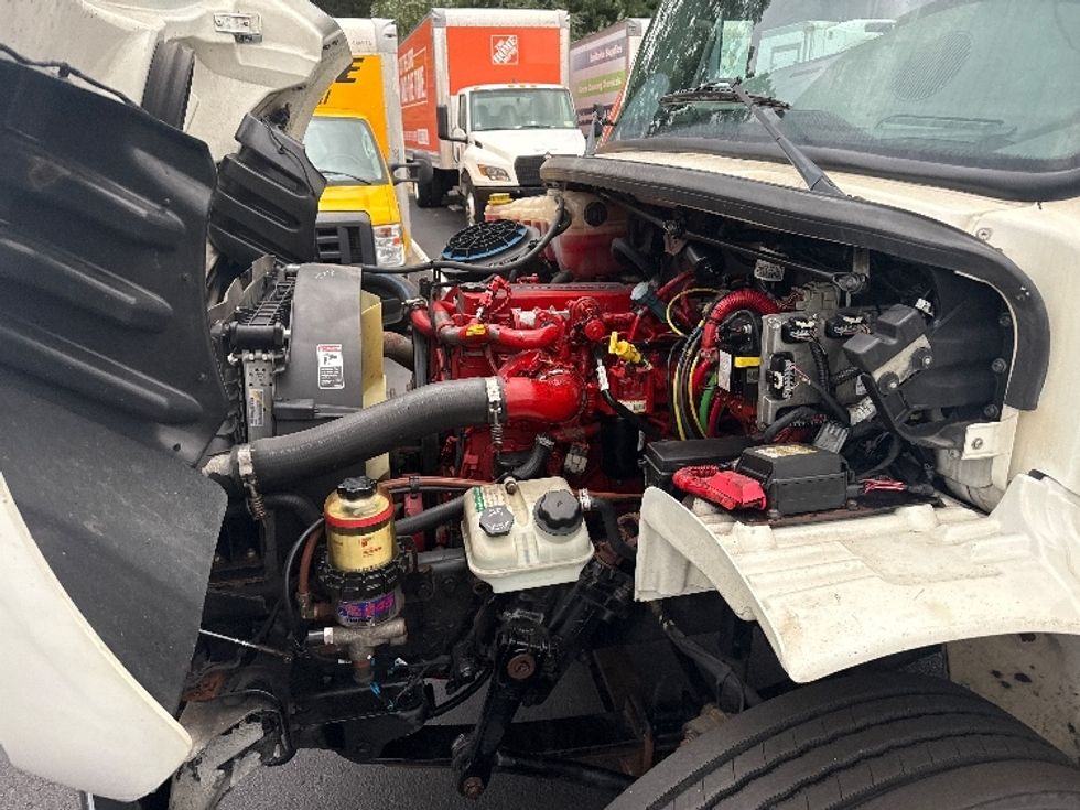 Medium Duty Box Truck-Light and Medium Duty Trucks-Freightliner-2020-M2-Norton-MA-205,519\n\t\tmiles-$ 44,250 - Image 24